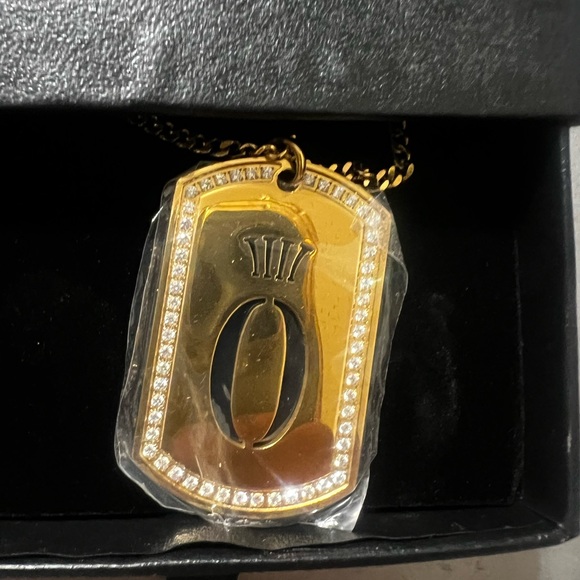 18KT Gold $ Silver $119 Hera Hero Dog Tag Diamond Necklace & Pendant - Picture 4 of 12